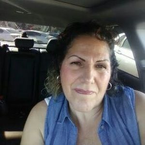 Meet your Posher, Debralee